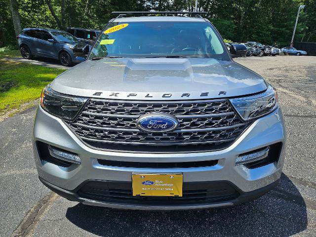 Certified 2023 Ford Explorer XLT w/ Equipment Group 202A AWD/4WD image 2