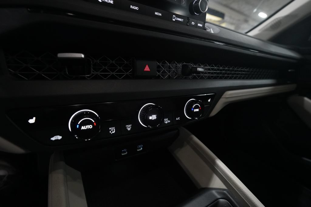Certified 2023 Honda Accord EX image 20