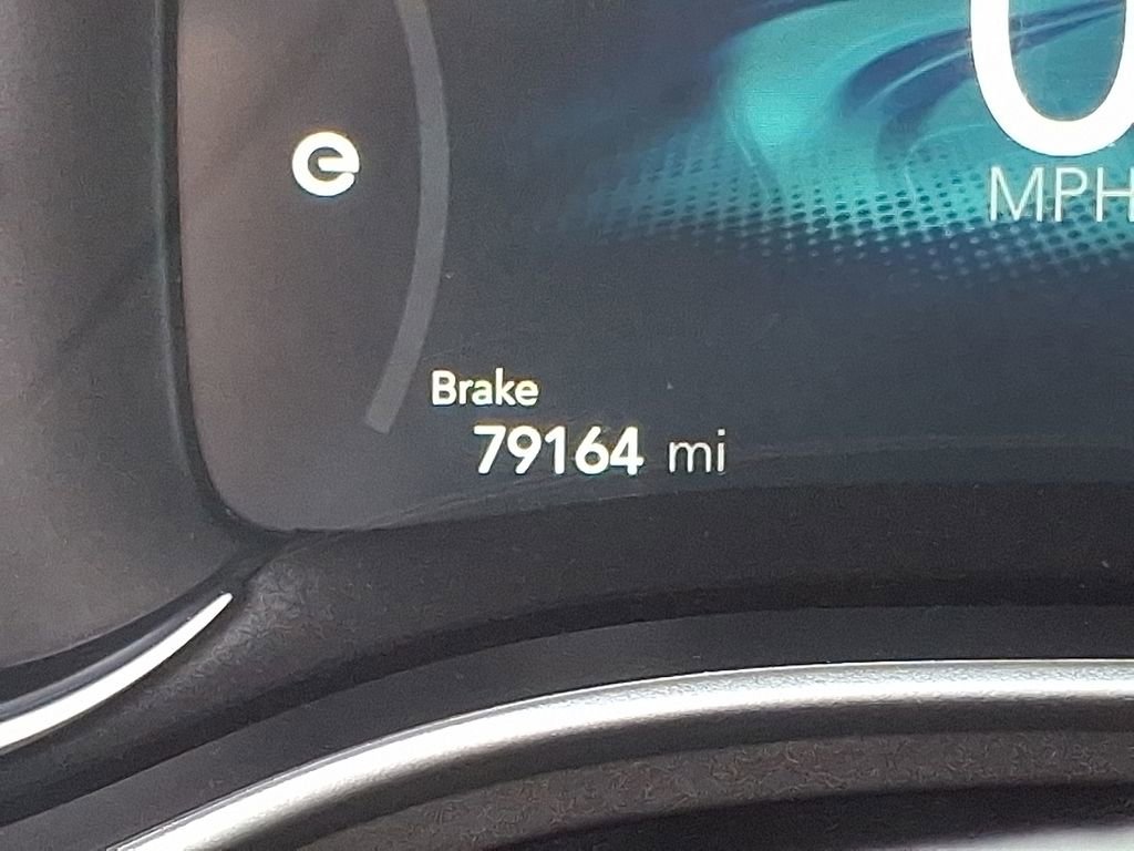 Used 2023 Chrysler Pacifica Touring-L image 20