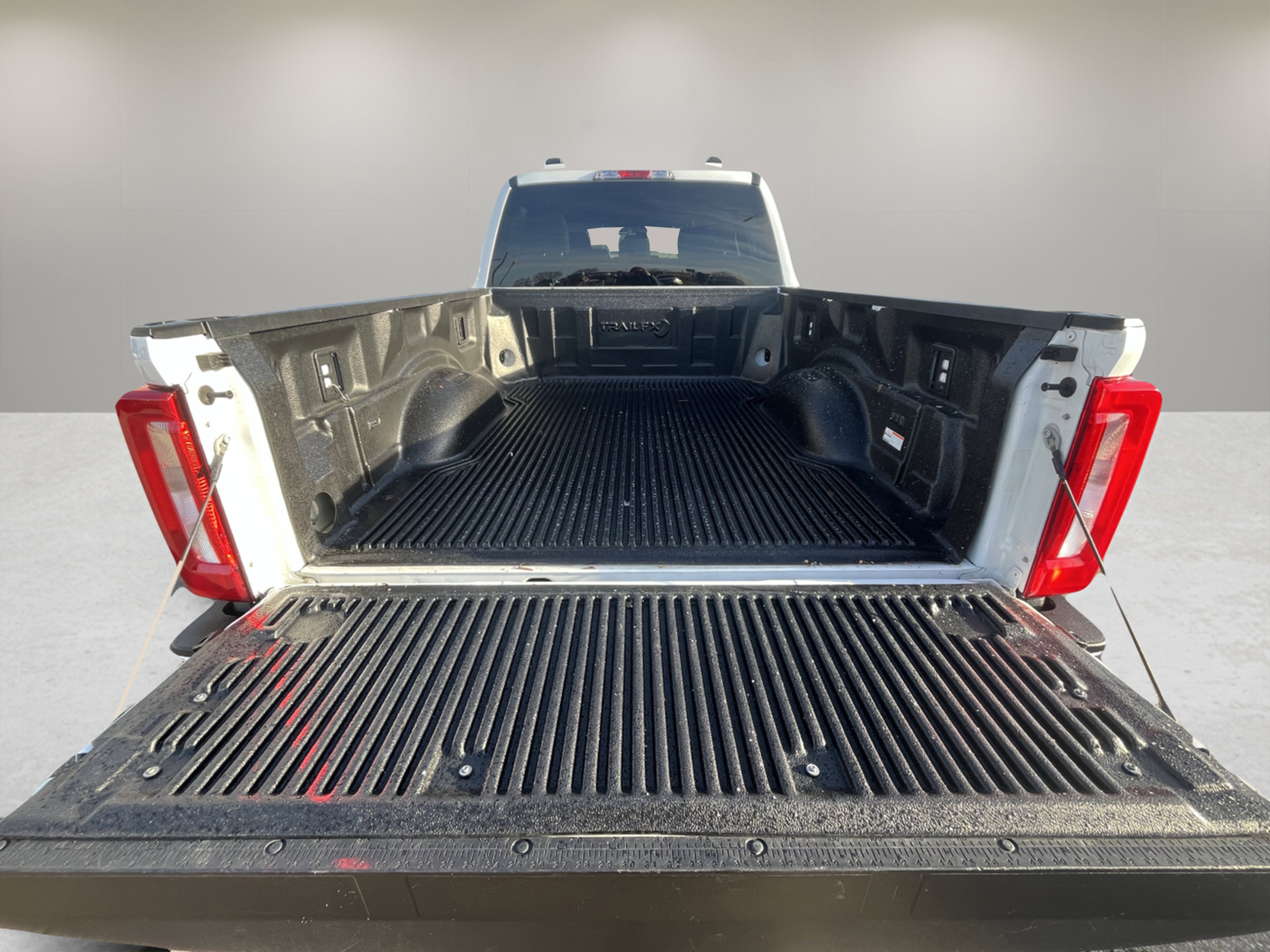 Used 2024 Ford F250 XLT image 33