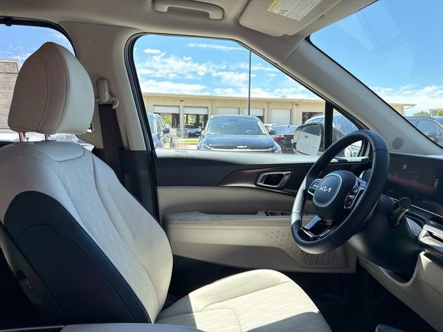 New 2026 Kia Carnival SX w/ SX Dark Edition Package image 16