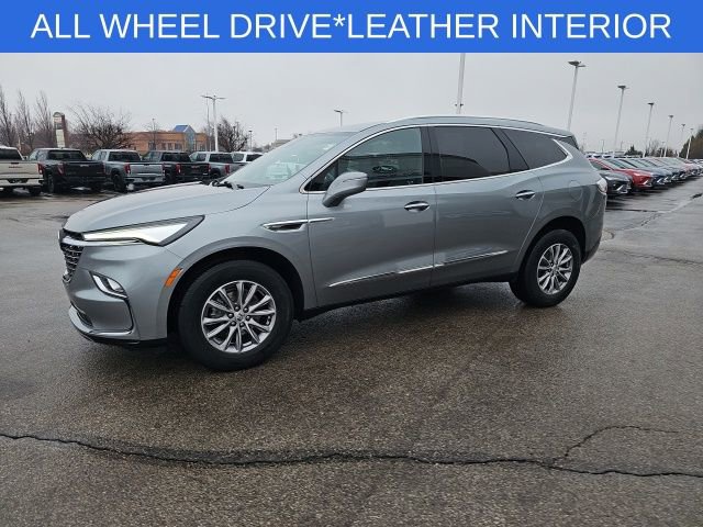 Used 2023 Buick Enclave Essence image 8