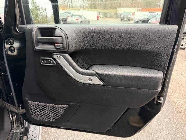 Used 2014 Jeep Wrangler Sahara w/ Mopar Chrome Edition Group image 23