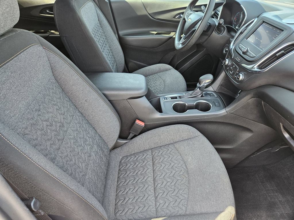 Used 2023 Chevrolet Equinox LT w/ LPO, Floor Liner Package AWD/4WD image 11