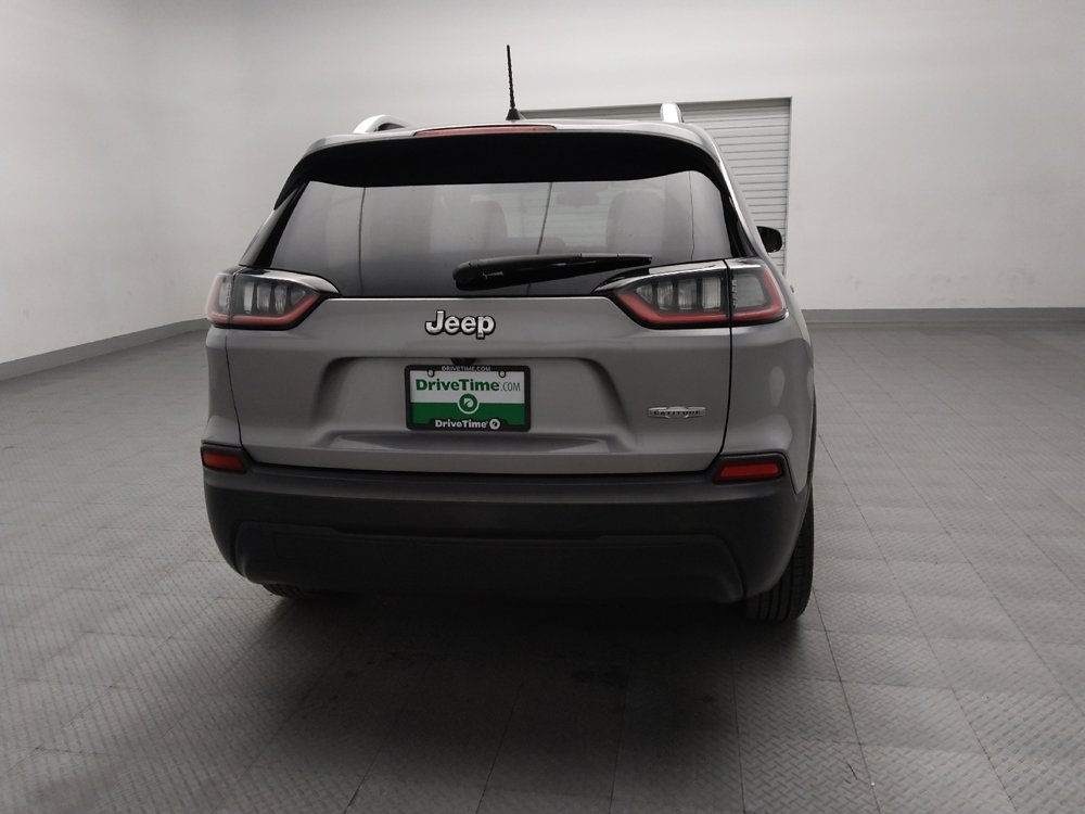 Used 2019 Jeep Cherokee Latitude w/ Popular Appearance Group FWD image 7