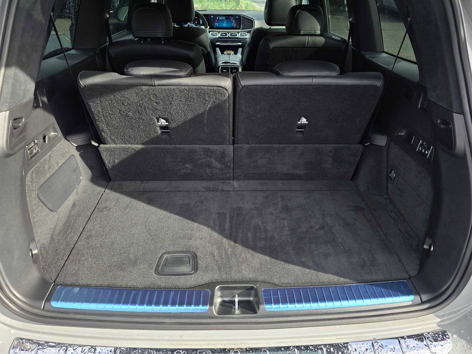 New 2025 Mercedes-Benz GLS 63 AMG 4MATIC image 14