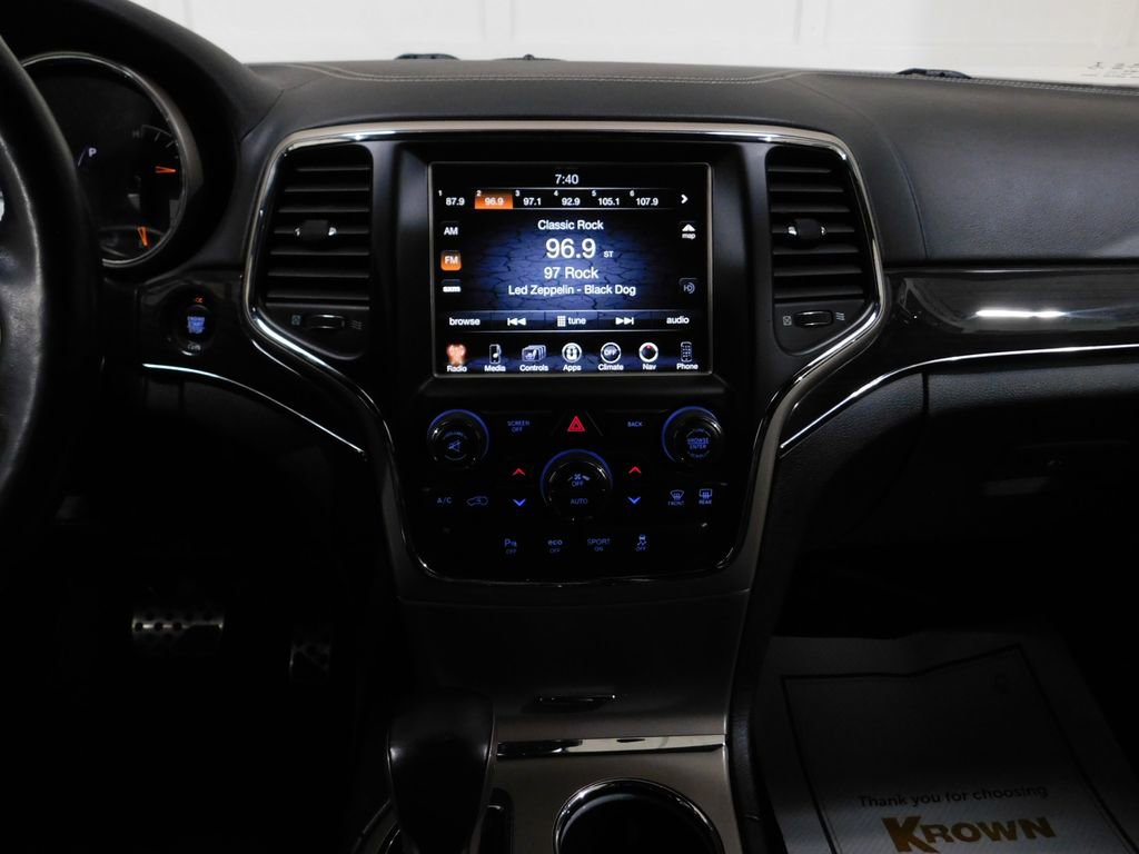 Used 2017 Jeep Grand Cherokee Overland AWD/4WD image 47