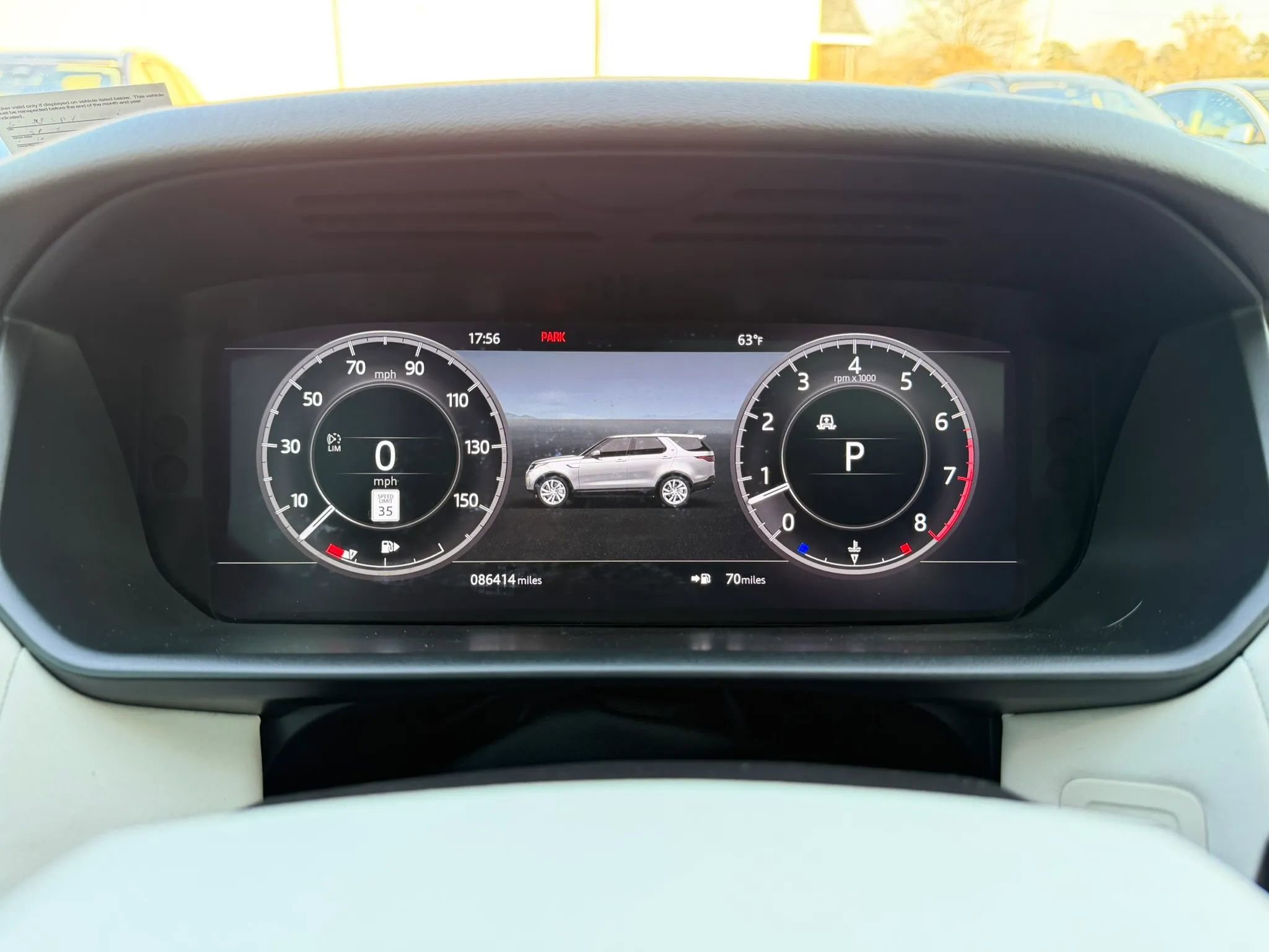 Used 2019 Land Rover Discovery HSE AWD/4WD image 24