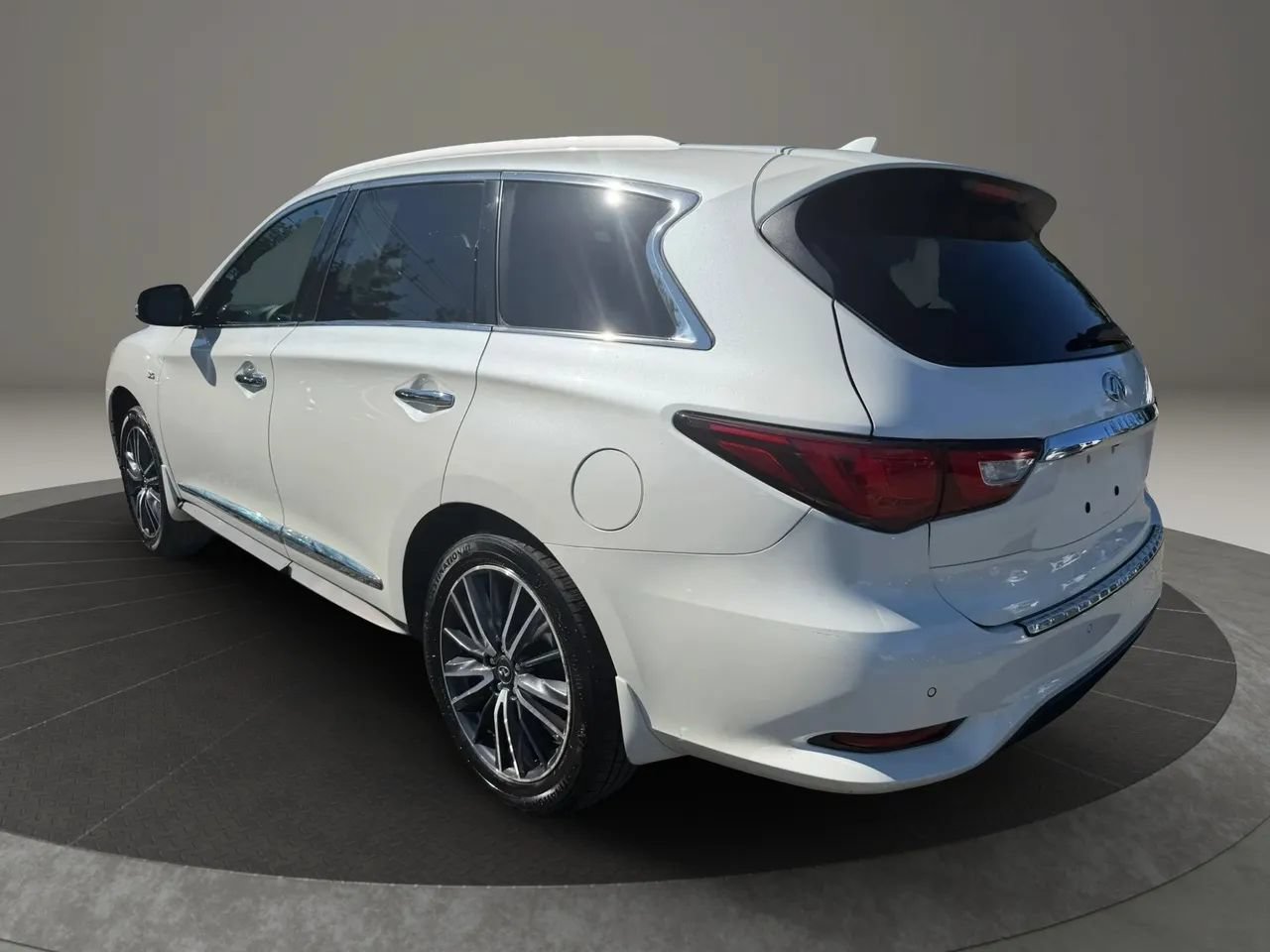 Used 2017 INFINITI QX60 Luxe w/ Premium Plus Package AWD/4WD image 7