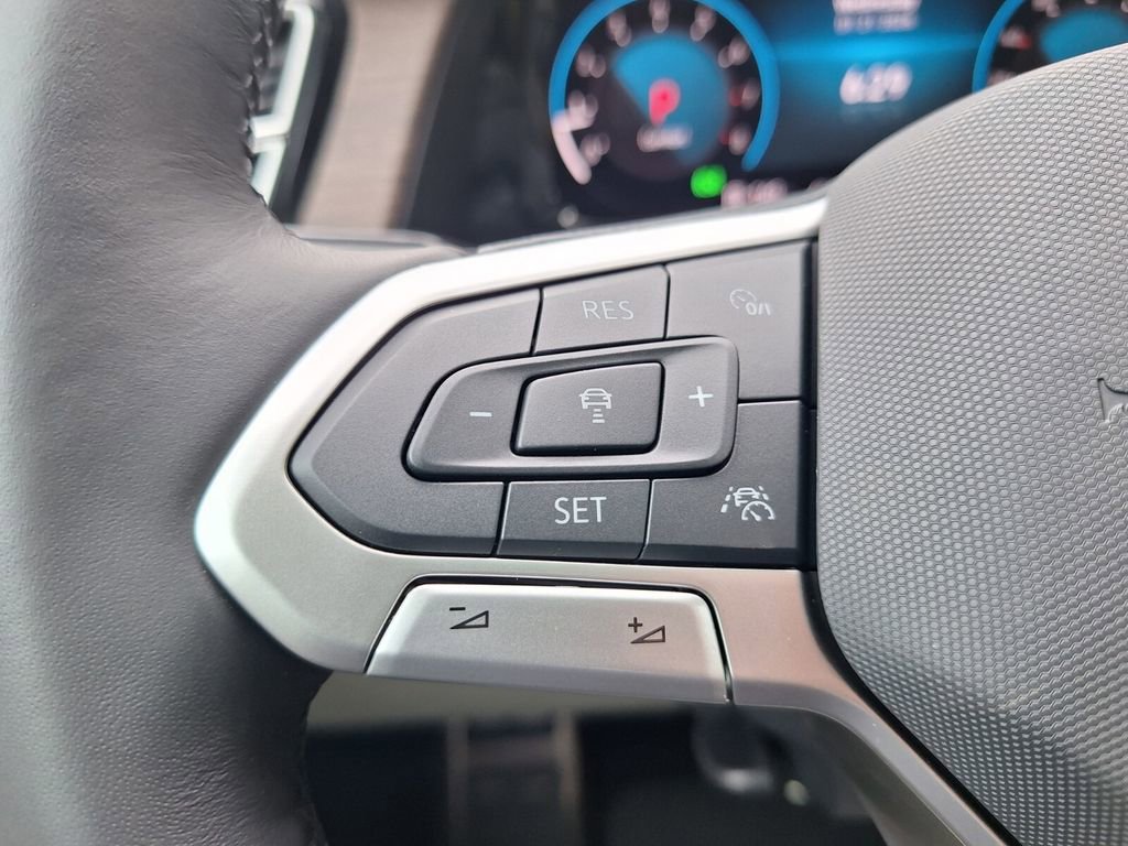 New 2026 Volkswagen Atlas SEL Premium R-Line image 13