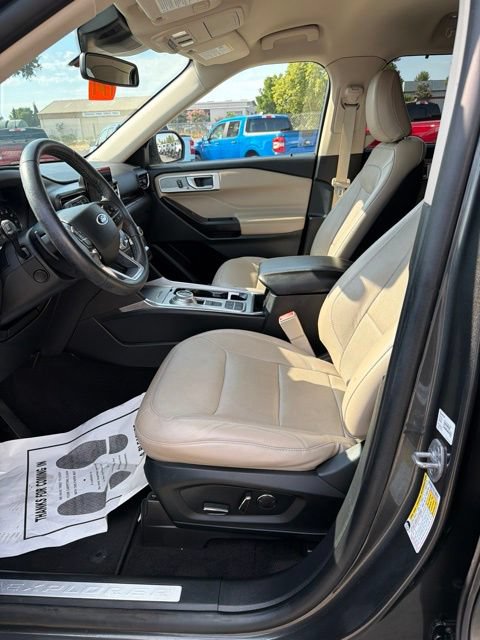 Used 2020 Ford Explorer Limited w/ Class III Trailer Tow Package RWD image 6