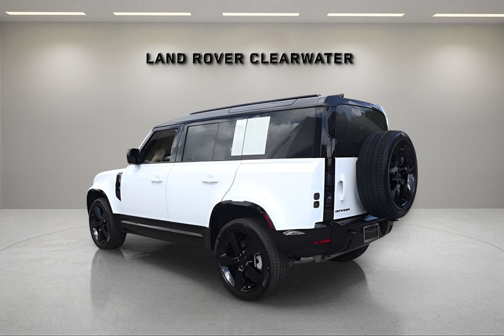 New 2026 Land Rover Defender 110 X-Dynamic SE AWD/4WD image 3