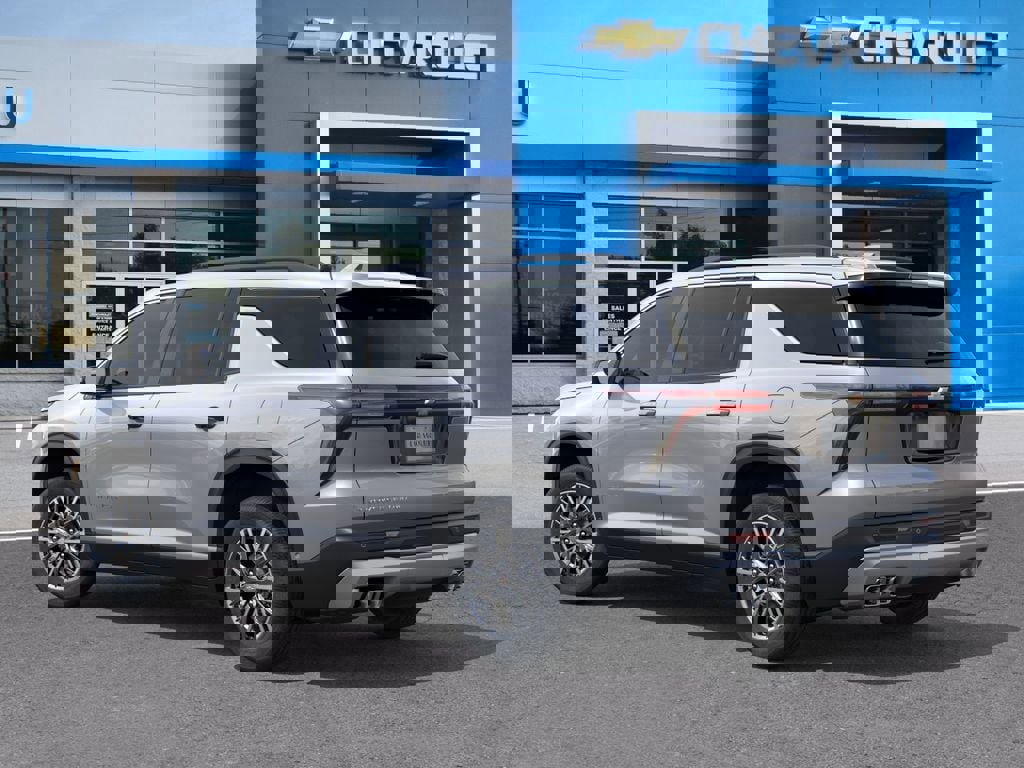 New 2026 Chevrolet Traverse LT AWD/4WD image 3