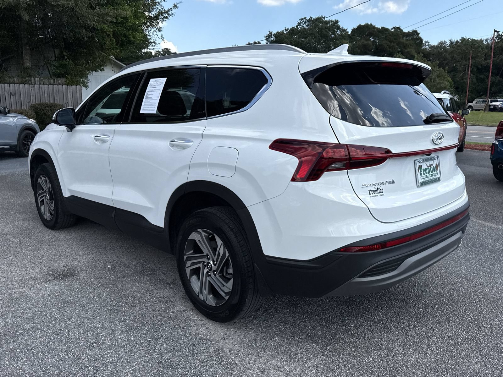 Used 2023 Hyundai Santa Fe SEL AWD/4WD image 3