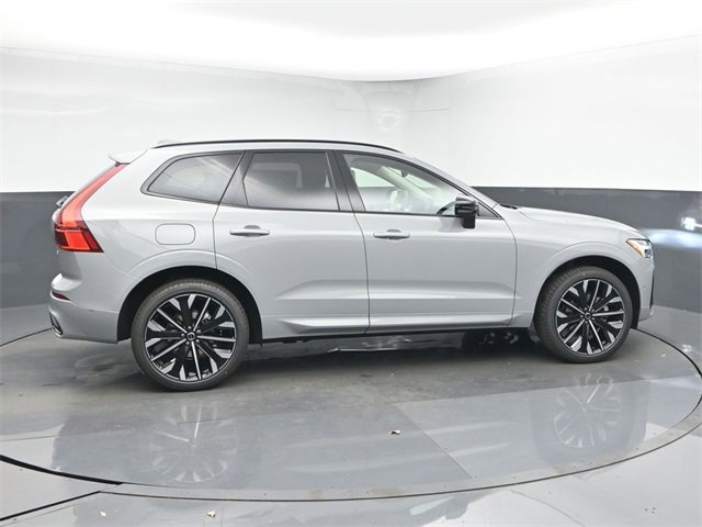 New 2026 Volvo XC60 B5 Ultra w/ Protection Package Premier image 8