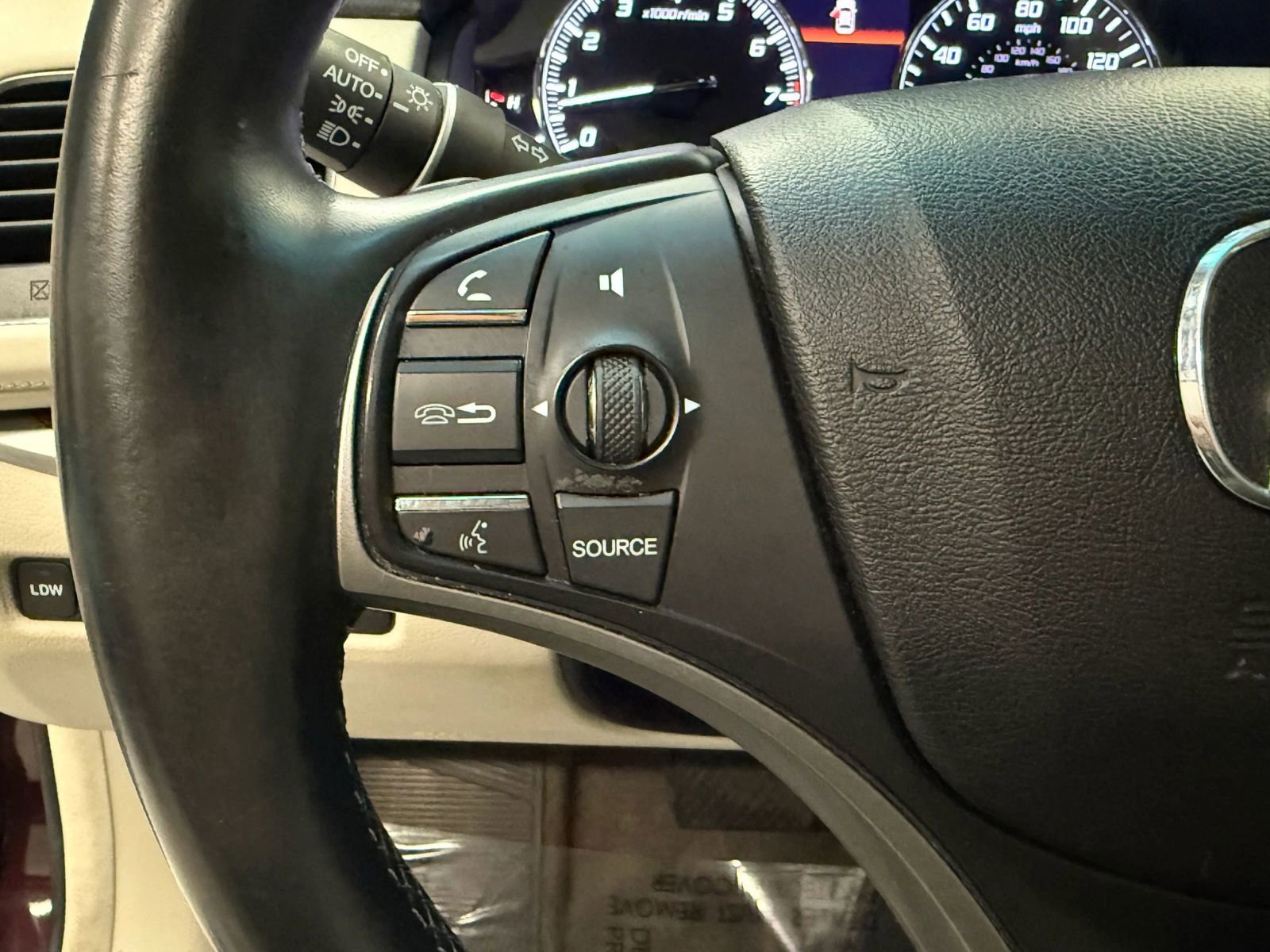 Used 2014 Acura RLX w/ Advance Package image 28