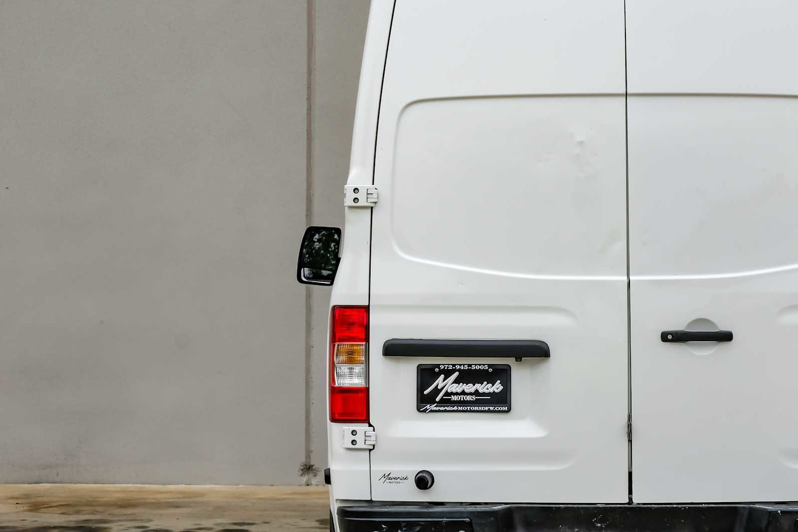 Used 2020 Nissan NV 2500 SV image 47