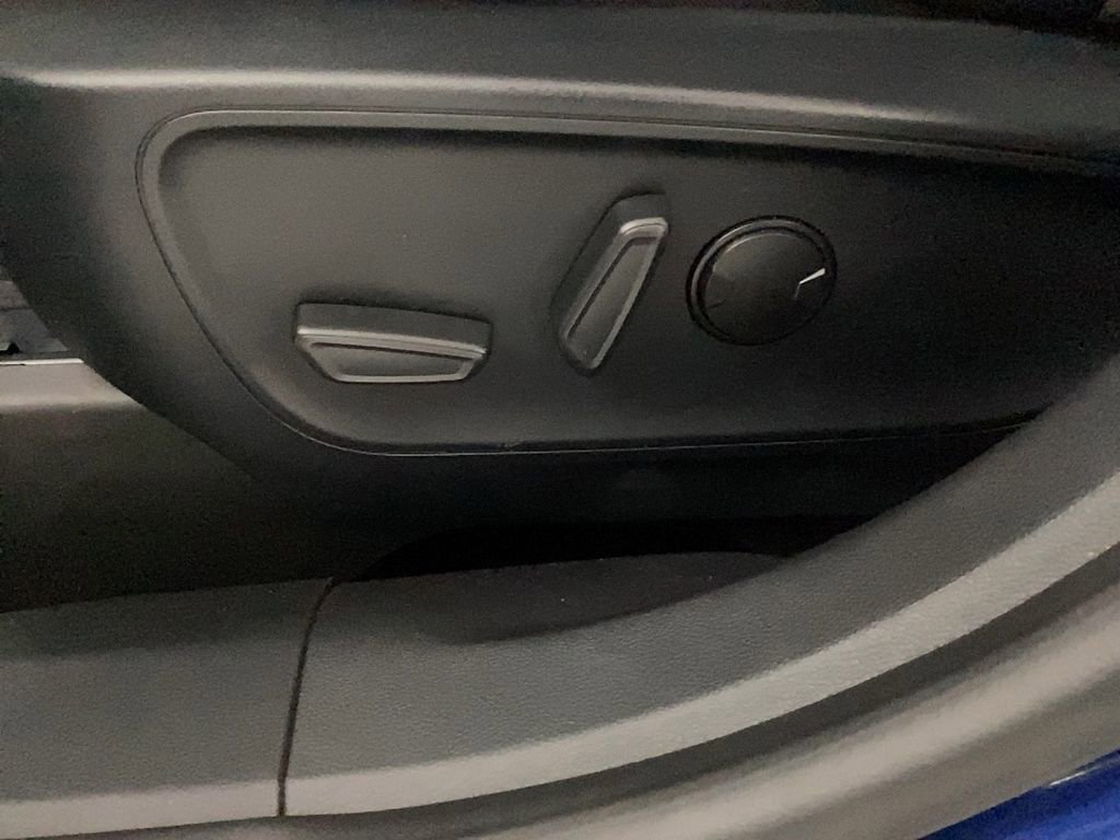 Used 2022 Ford Escape SEL image 14