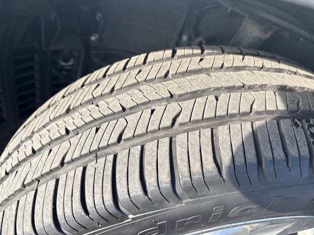 Used 2016 Toyota Highlander Limited image 28