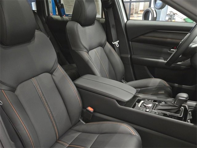 Certified 2025 MAZDA CX-50 AWD 2.5 Hybrid w/ Weather Package image 17