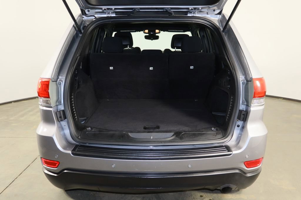 Used 2017 Jeep Grand Cherokee Laredo w/ Quick Order Package 23E image 18