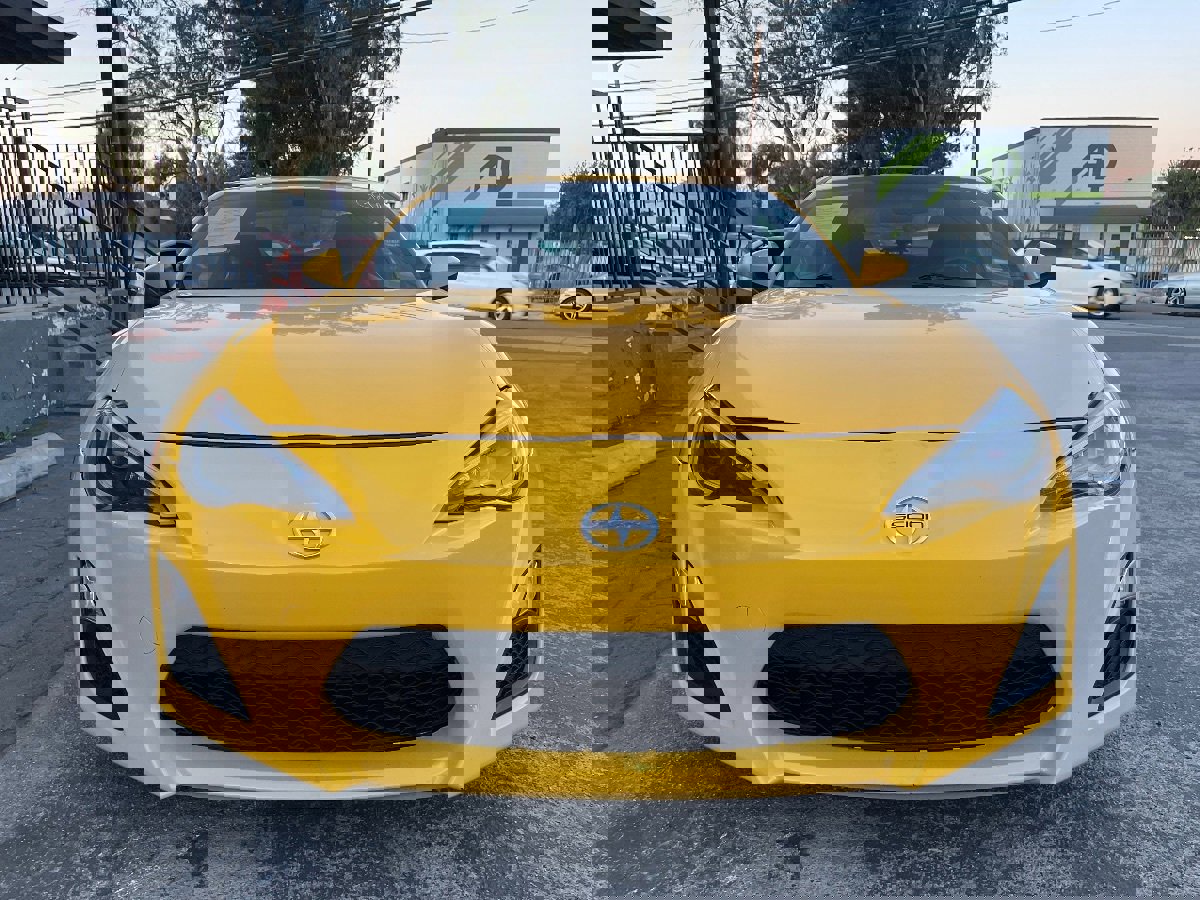 Used 2015 Scion FR-S Release Series 1.0 image 2