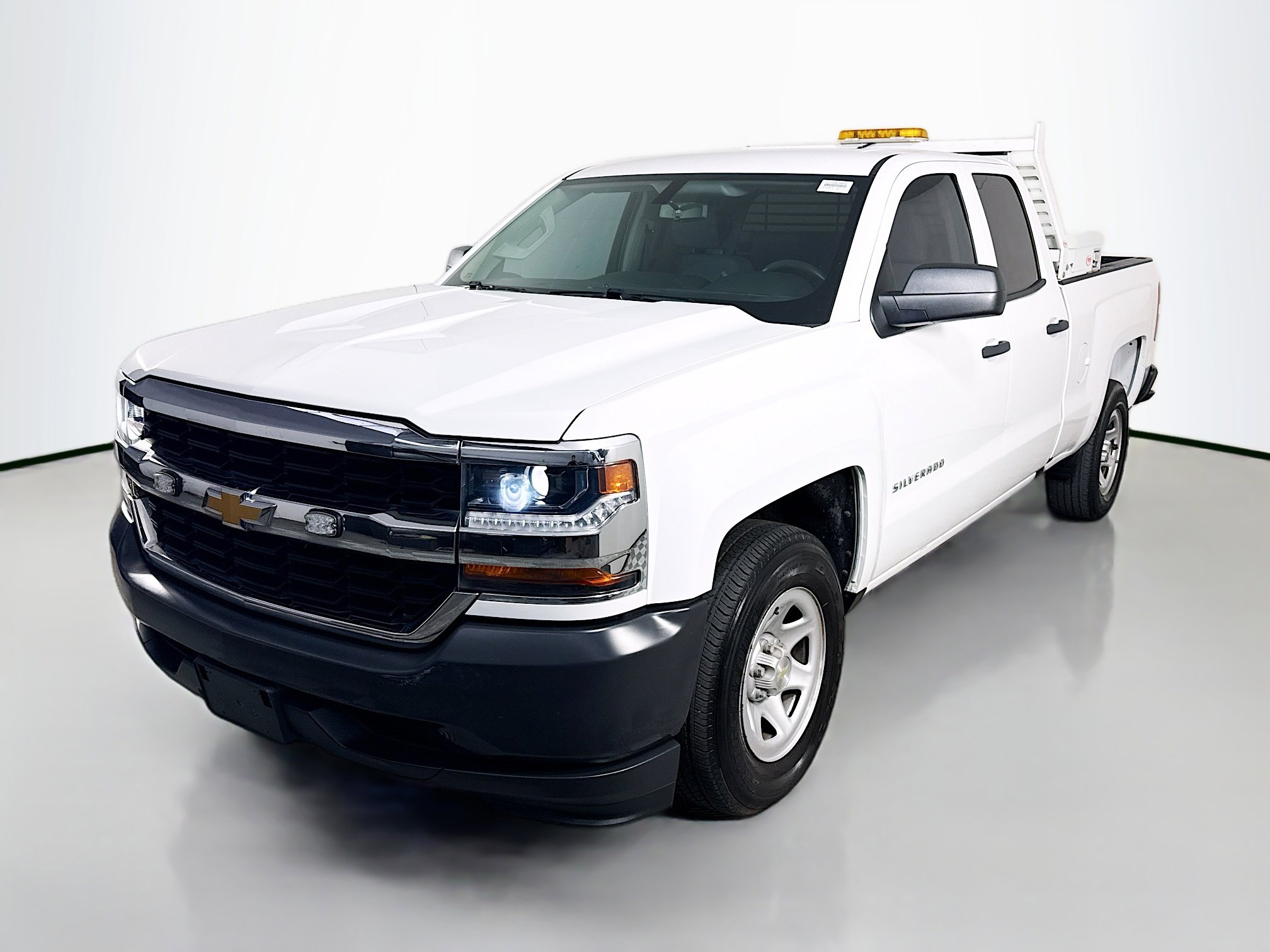 Used 2019 Chevrolet Silverado 1500 W/T w/ WT Convenience Package image 4