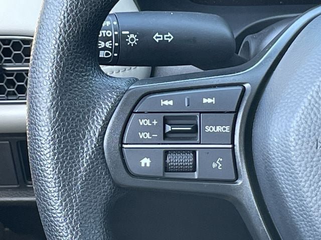 Used 2025 Honda HR-V LX image 12