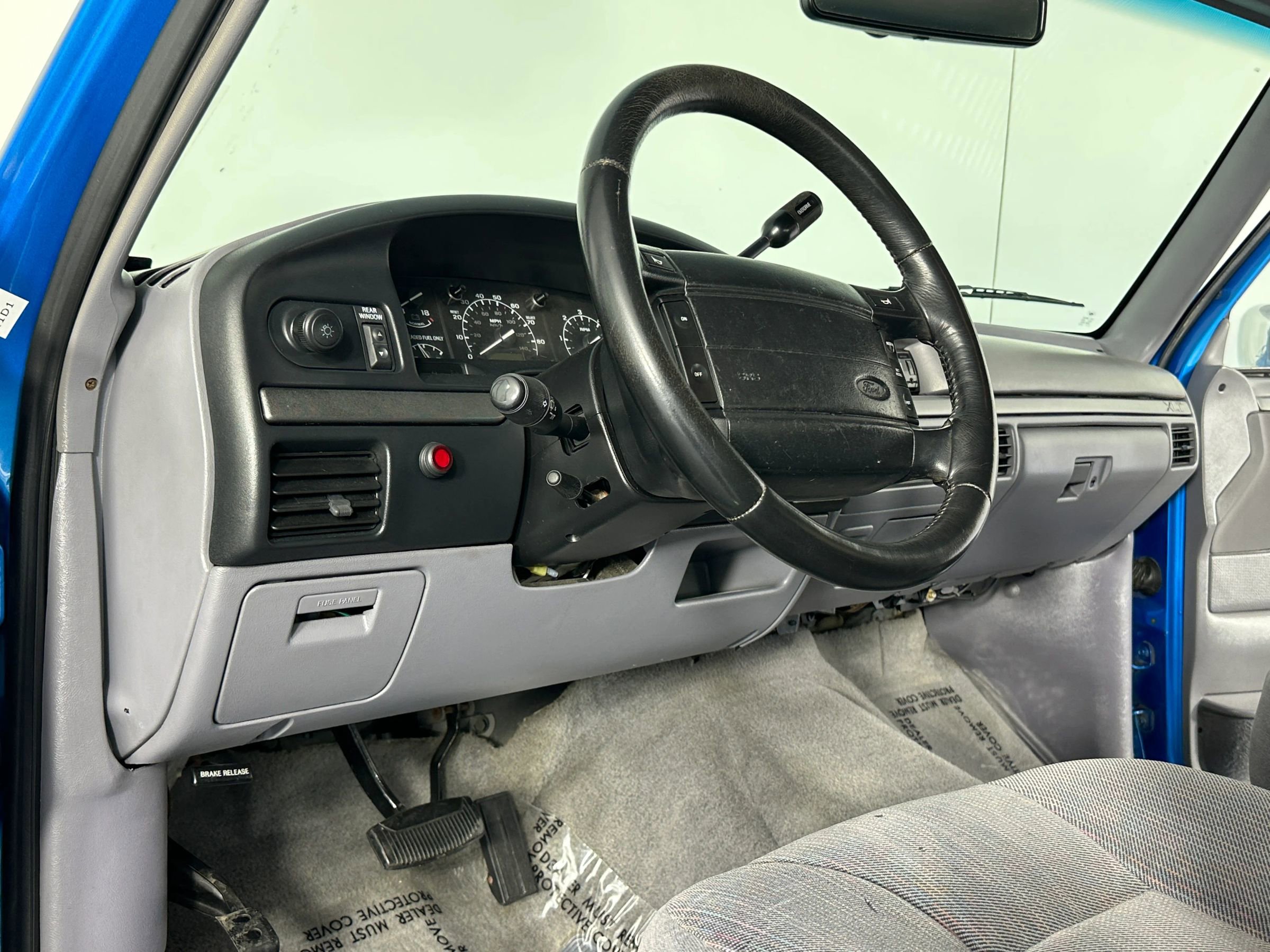 Used 1994 Ford Bronco image 29