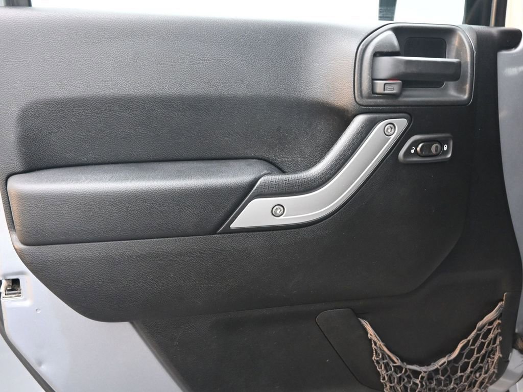 Used 2013 Jeep Wrangler Unlimited Sahara w/ Dual Top Group image 24