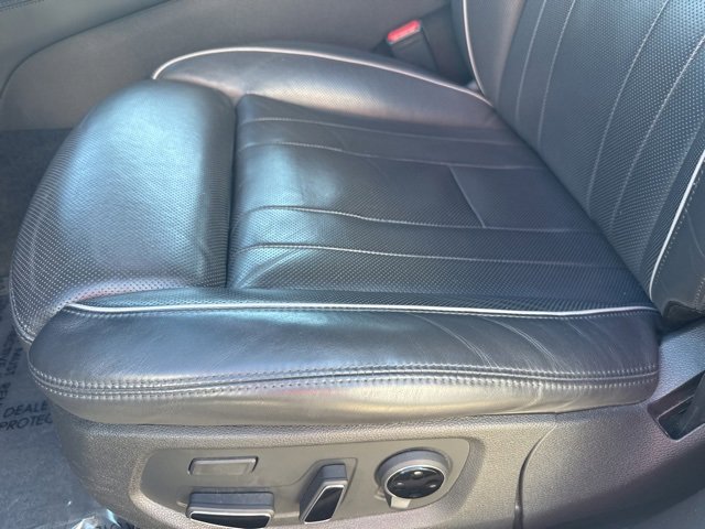 Used 2017 Genesis G80 3.8 w/ Option Group 03 image 13