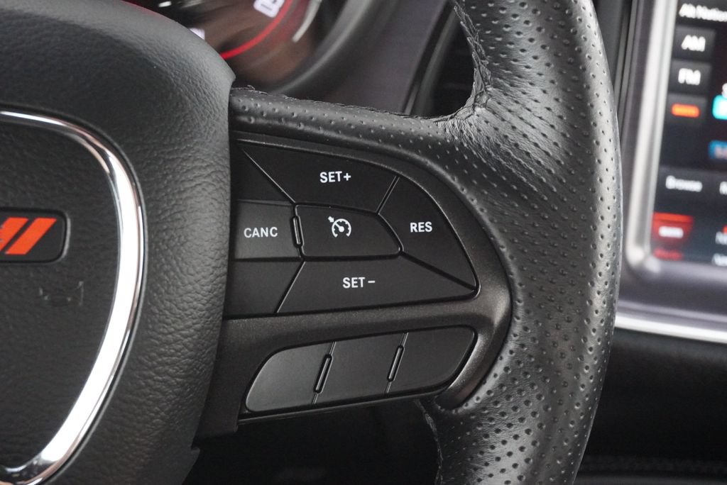 Used 2018 Dodge Challenger R/T w/ Driver Convenience Group RWD image 19