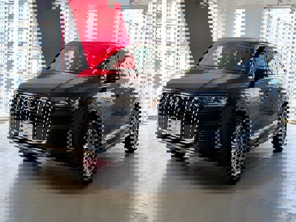 Used 2022 Audi Q7 Premium Plus w/ Premium Plus Package image 1