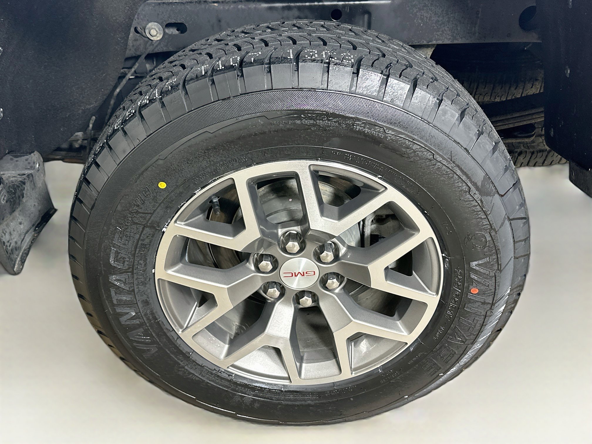 Used 2021 GMC Canyon AT4 w/ Driver Alert Package AWD/4WD image 11