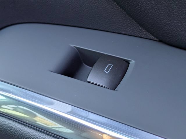 New 2026 Chevrolet Traverse LT w/ Midnight/Sport Edition FWD image 38