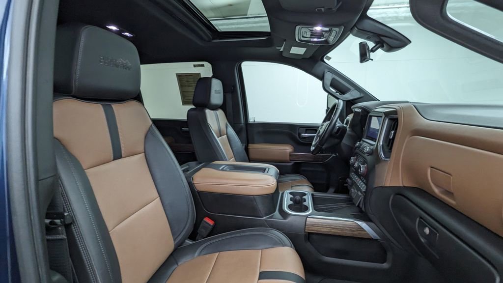 Used 2021 Chevrolet Silverado 3500 High Country image 40
