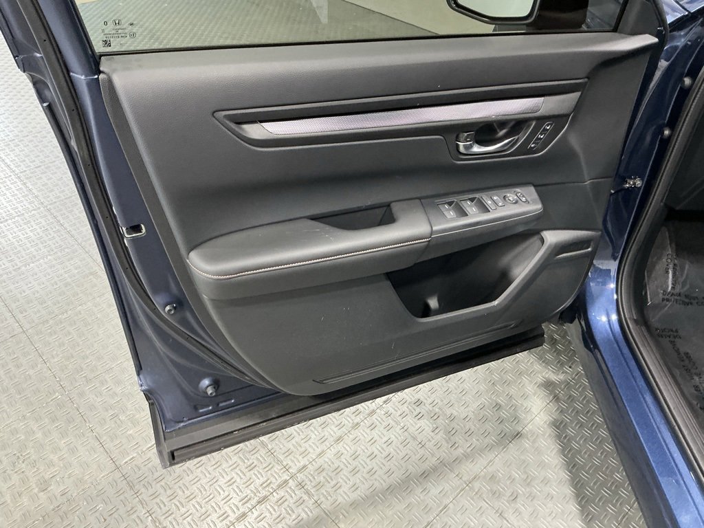 Used 2025 Honda CR-V Sport-L image 33