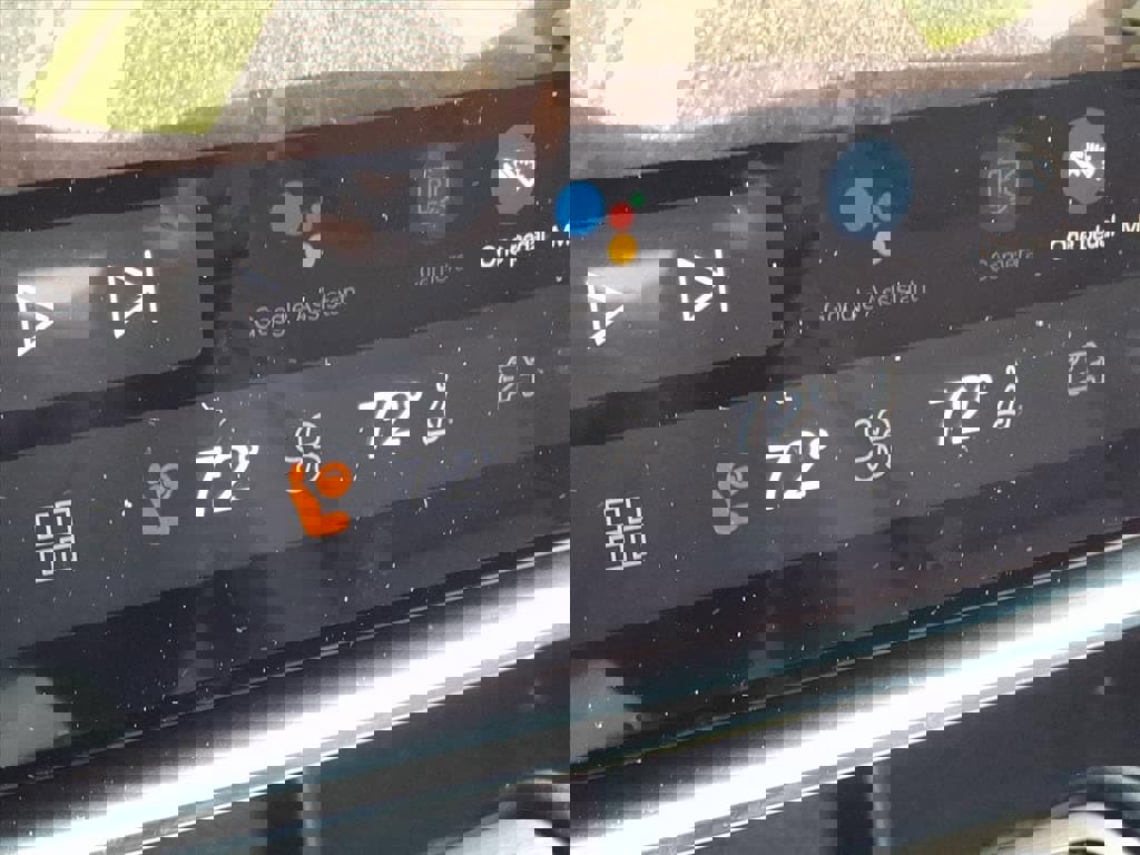 New 2025 Volvo EX90 Plus w/ Protection Package Premier image 19