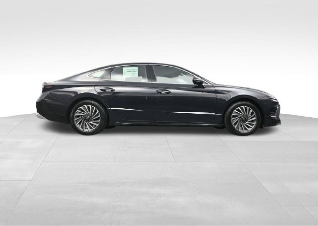 New 2026 Hyundai Sonata Limited FWD image 44