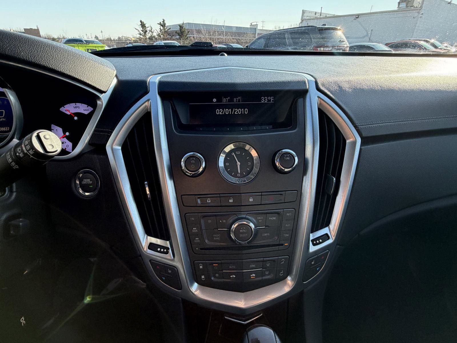 Used 2012 Cadillac SRX Luxury image 19