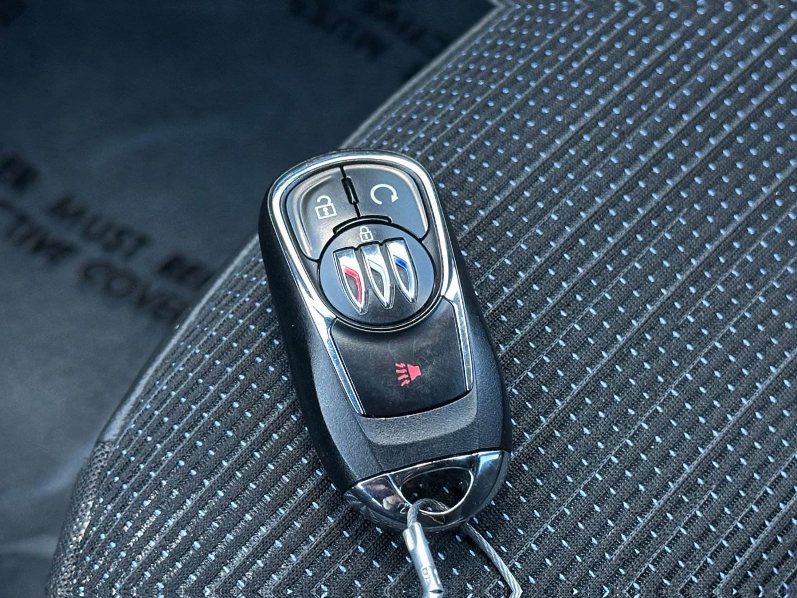 Used 2025 Buick Envista Preferred image 22