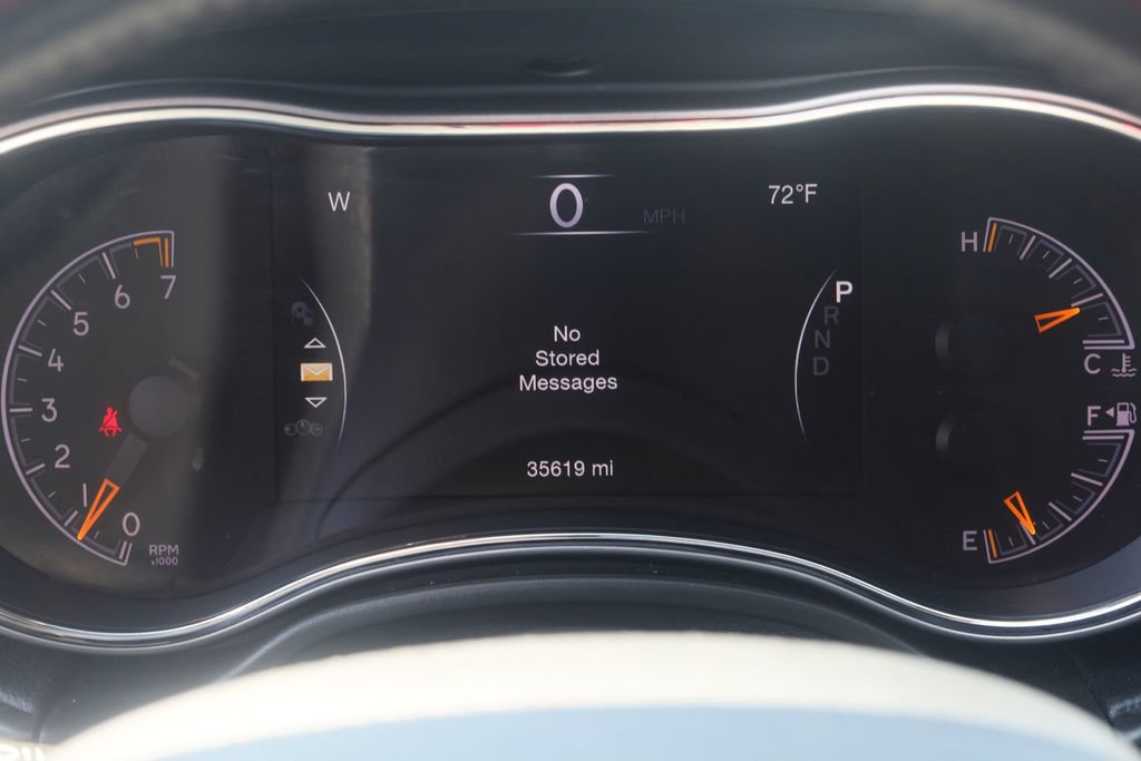 Used 2020 Jeep Grand Cherokee Altitude AWD/4WD image 30