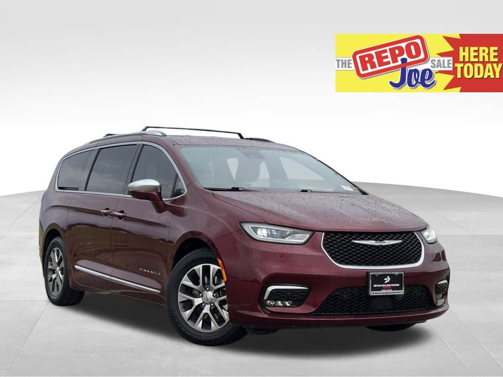 Used 2022 Chrysler Pacifica Pinnacle