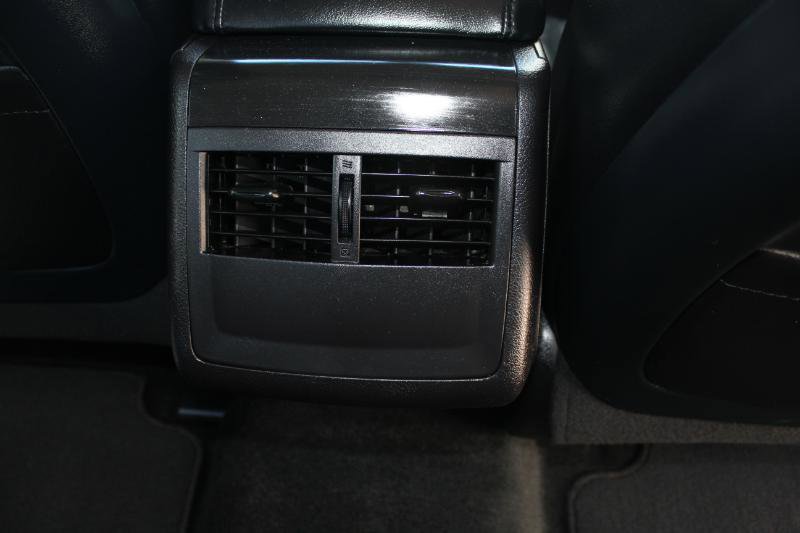 Used 2018 Toyota Avalon Touring w/ Carpet Mat Package image 20