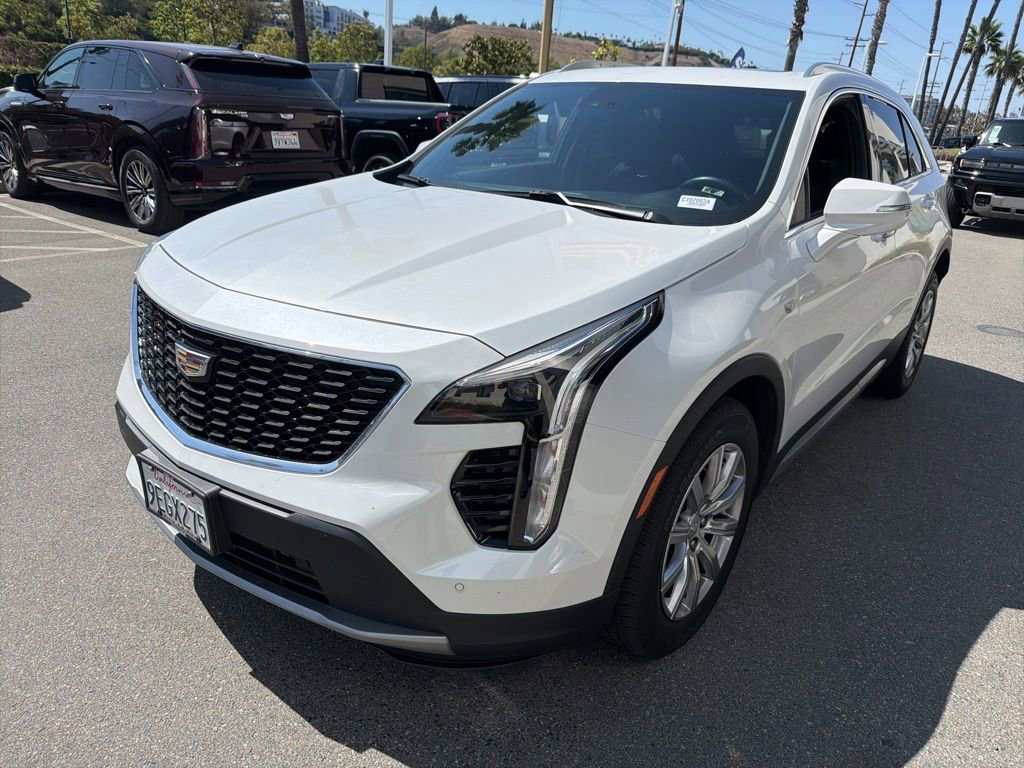 Used 2023 Cadillac XT4 Premium Luxury w/ Cold Weather Package FWD image 2