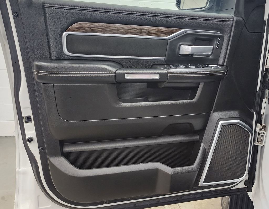 Used 2019 RAM 2500 Laramie image 9