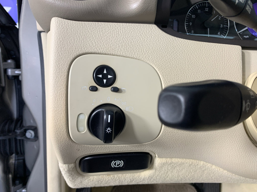 Used 2004 Mercedes-Benz CLK 500 Coupe image 17