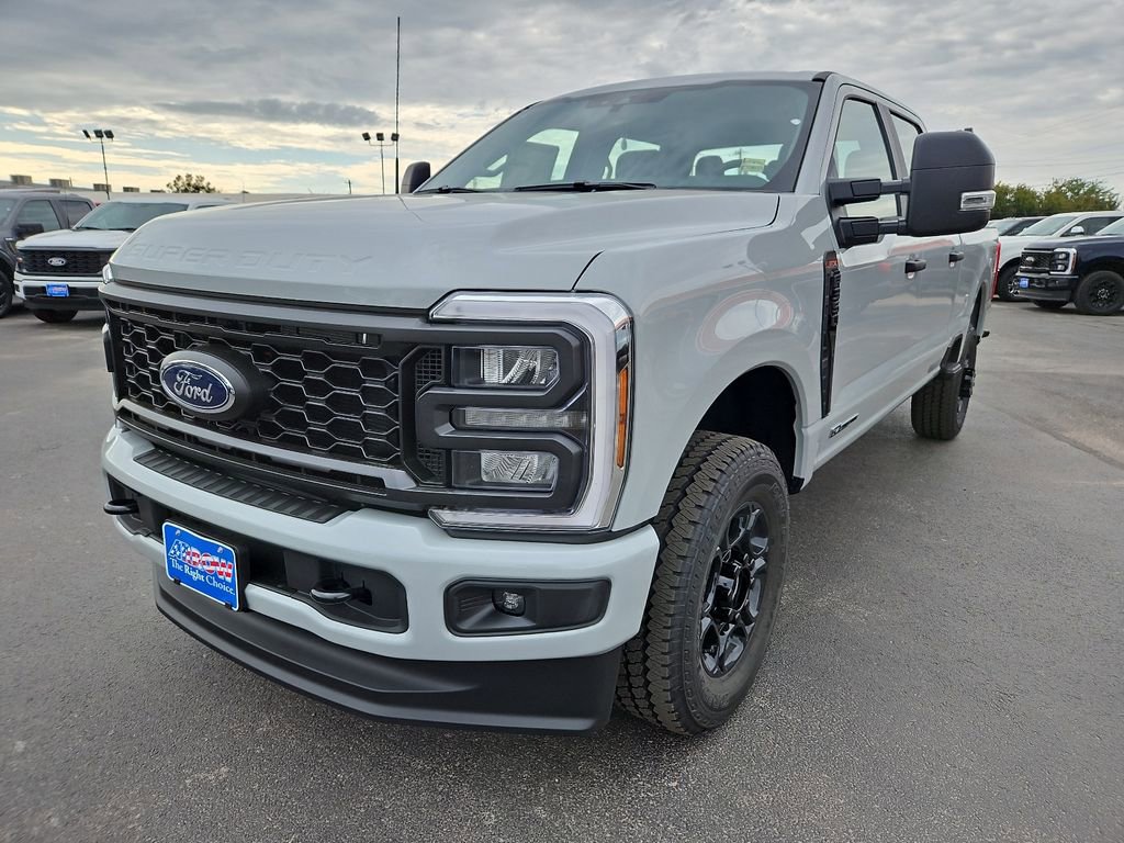 New 2026 Ford F350 XL image 4