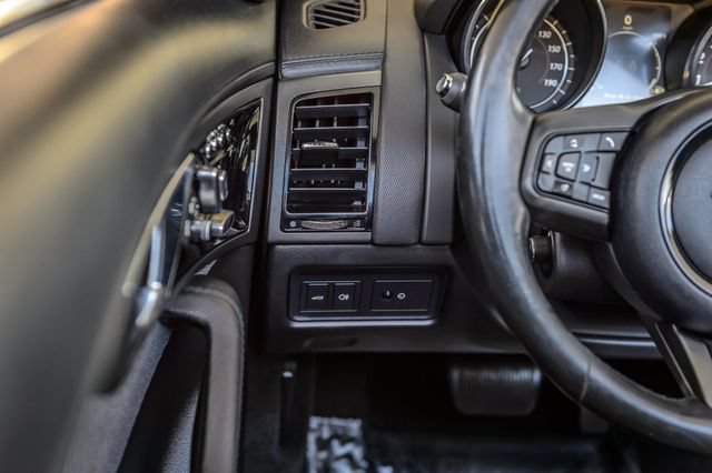 Used 2016 Jaguar F-TYPE Convertible RWD image 30