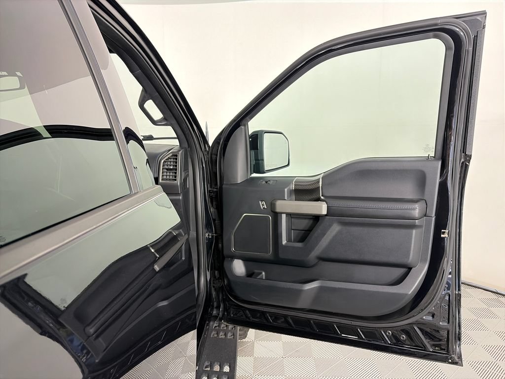 Used 2019 Ford F150 Raptor w/ Equipment Group 802A Luxury AWD/4WD image 31